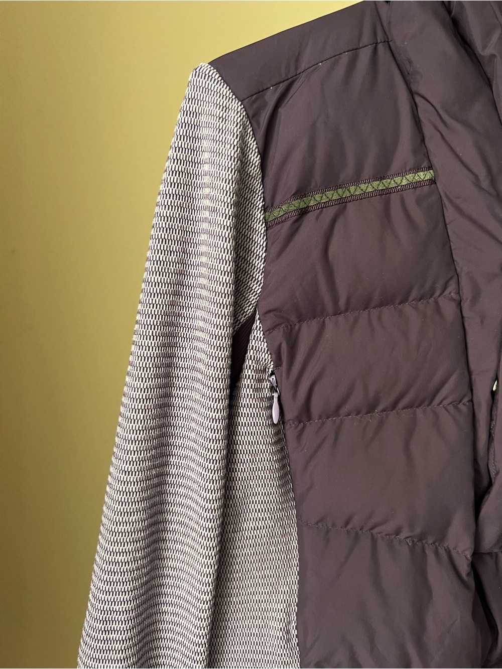 Lululemon fluff off down jacket Purple Quilted Hooded Pullover - Picture 3 of 7
